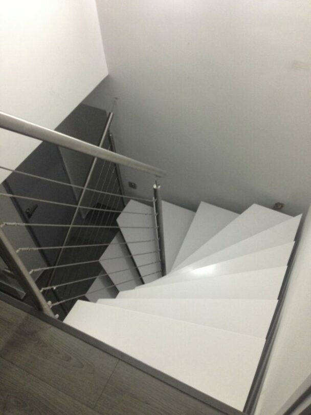 Escalier-Silestone-blanco-zeus-copie