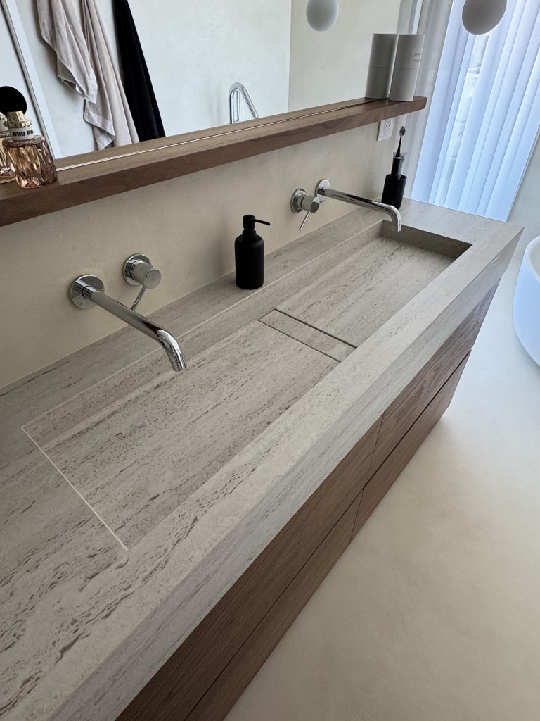 PLAN VASQUE DEKTON MARMORIO